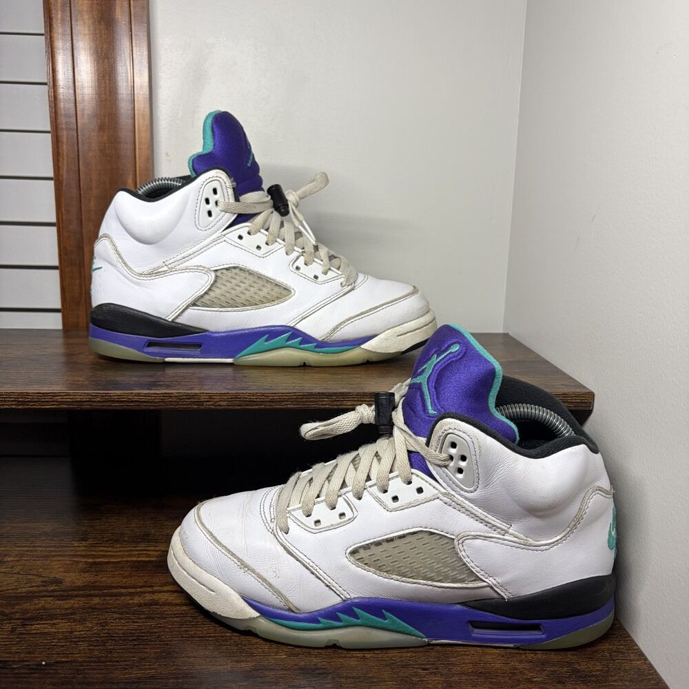 Size 6.5Y - Nike Air Jordan 5 Alternate Grape